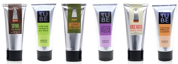 Découvrez des condiments raffinés dans des tubes élégants