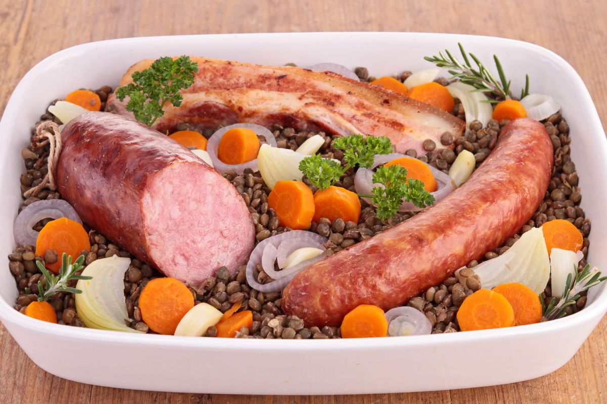 Les secrets d'un chef auvergnat pour réussir le petit salé aux lentilles