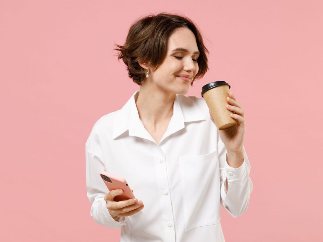 Votre café du matin : un simple placebo ?