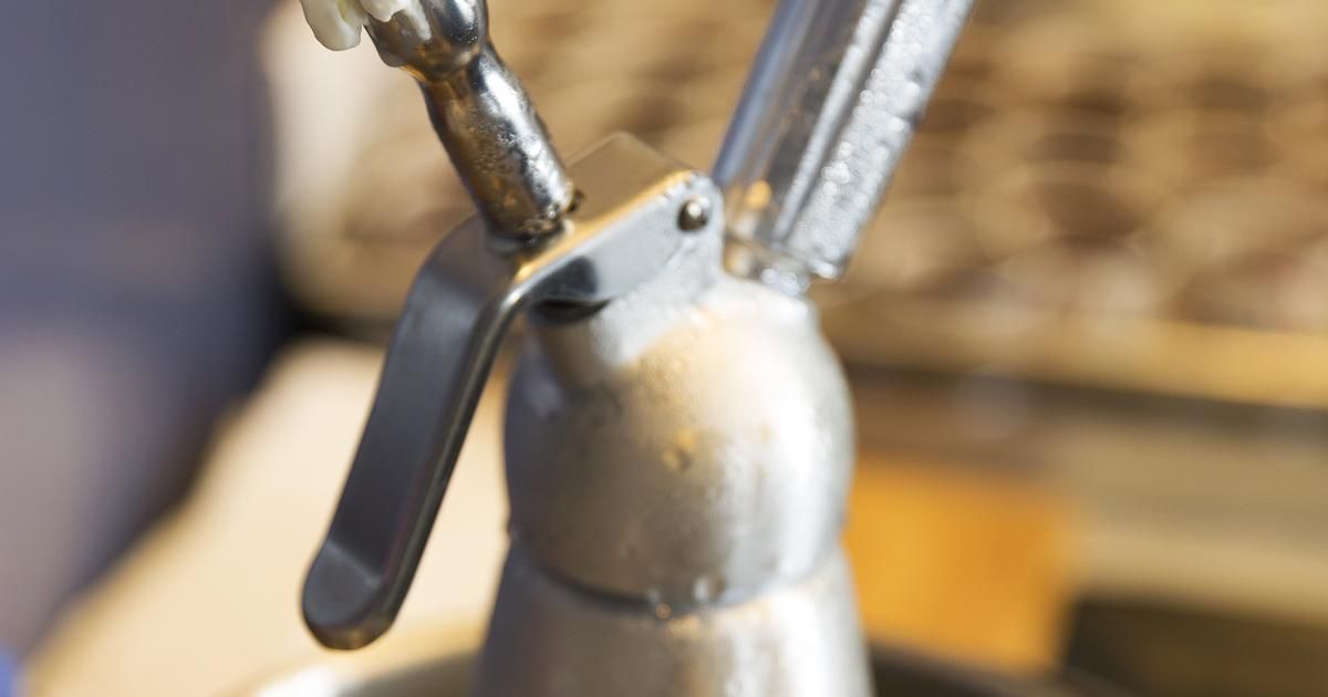 Choisir le bon siphon : protégez-vous et réalisez des chefs-d'œuvre culinaires