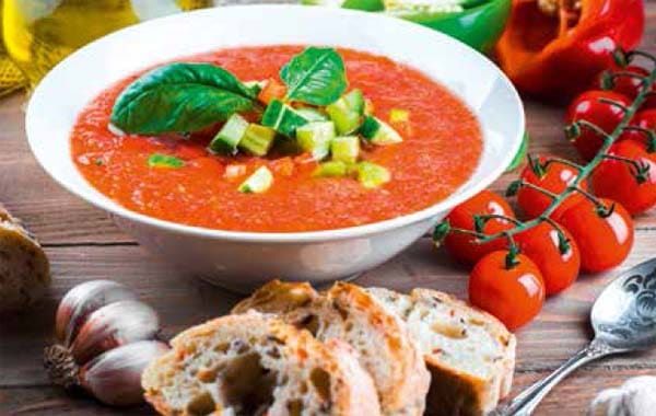 Découvrez les délices des soupes froides cet été