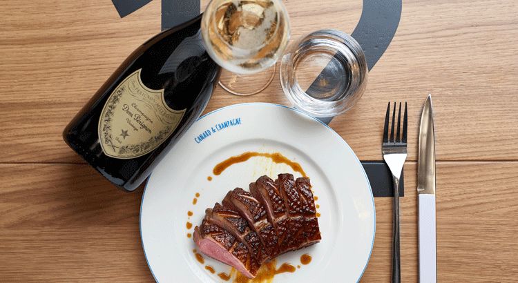 La magie du canard et du champagne s'invite à Paris