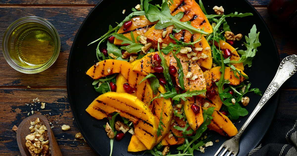 Découvrez 50 recettes de salades d'hiver faciles et originales