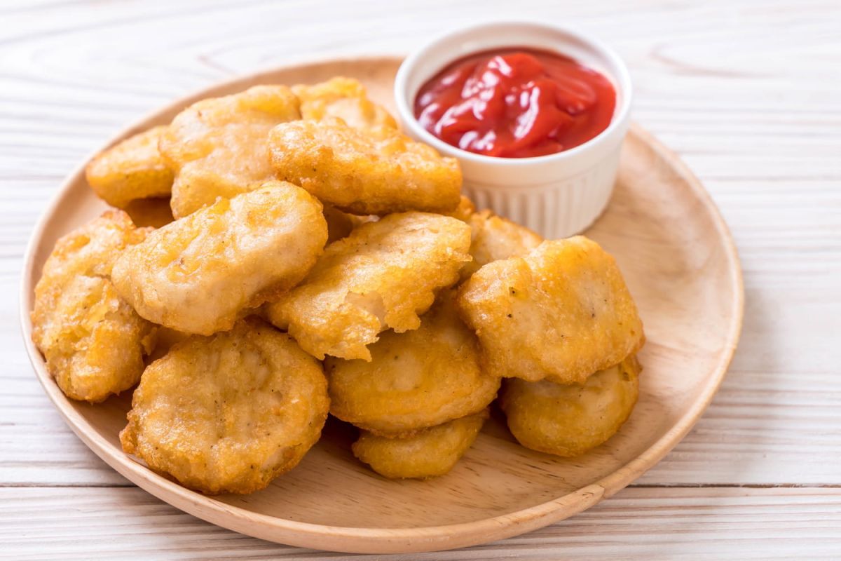 Des nuggets maison délicieux : la recette santé qui rivalise avec McDo