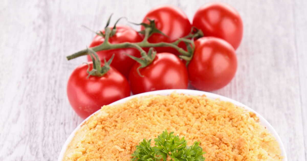Crumble salé à la tomate : une recette estivale inratable