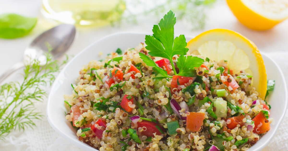 Salade d'été sucrée-salée au quinoa et petits pois de Cyril Lignac