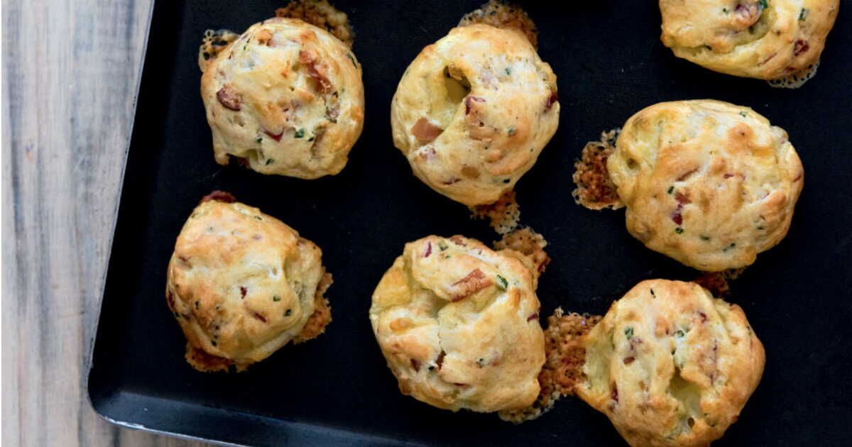 Découvrez la recette gourmande des gougères au jambon cru et comté