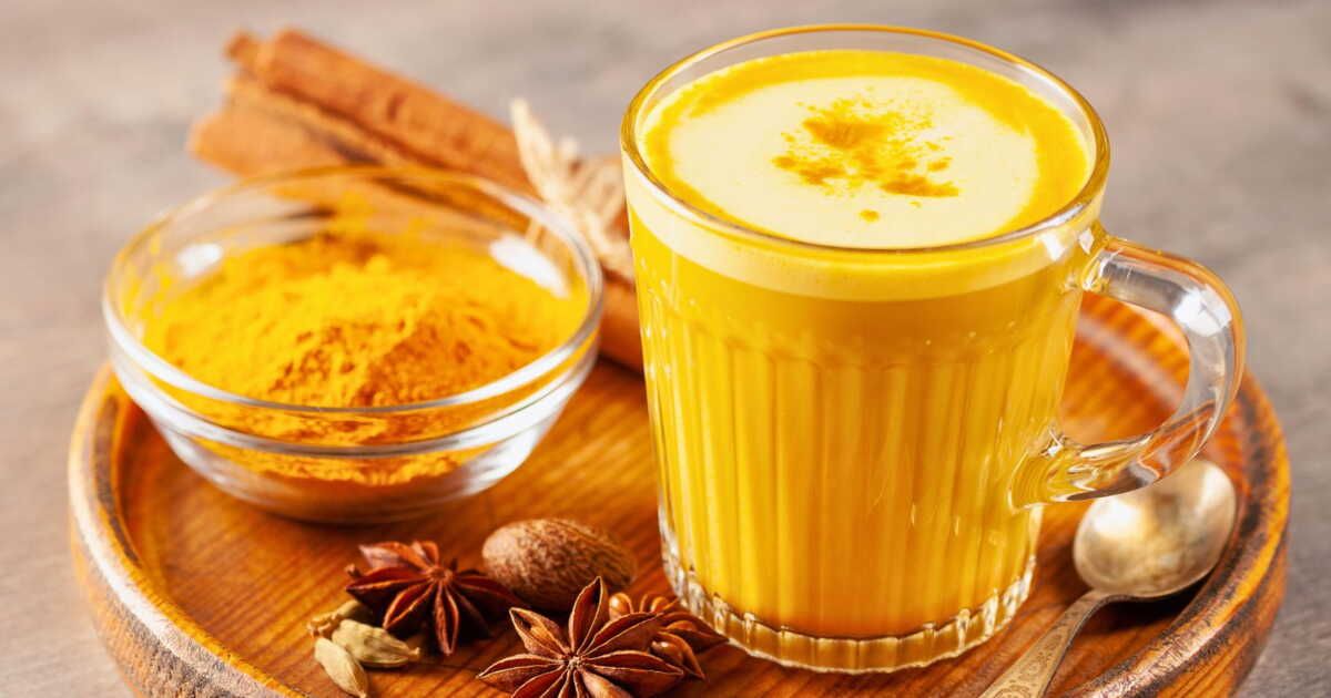Découvrez le lait d'or : la recette du golden latte aux bienfaits extraordinaires