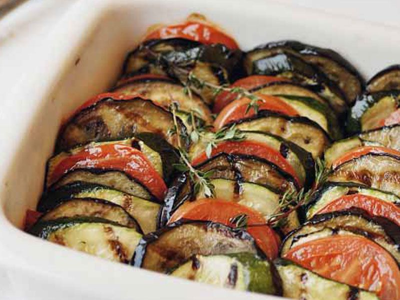 Le barbecue autrement : des recettes saines pour l'été