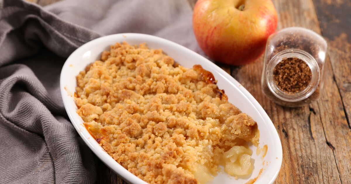 La recette irrésistible du crumble aux pommes par Philippe Etchebest