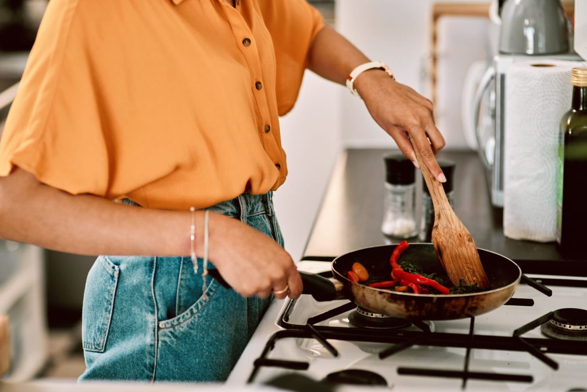 un ustensile incontournable à bannir de nos cuisines selon les experts
