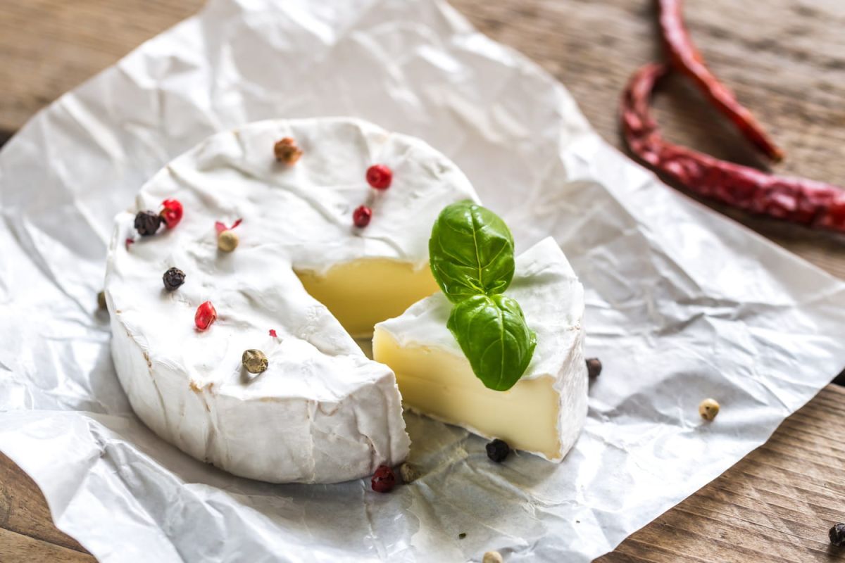 Comment chasser les odeurs de camembert ?