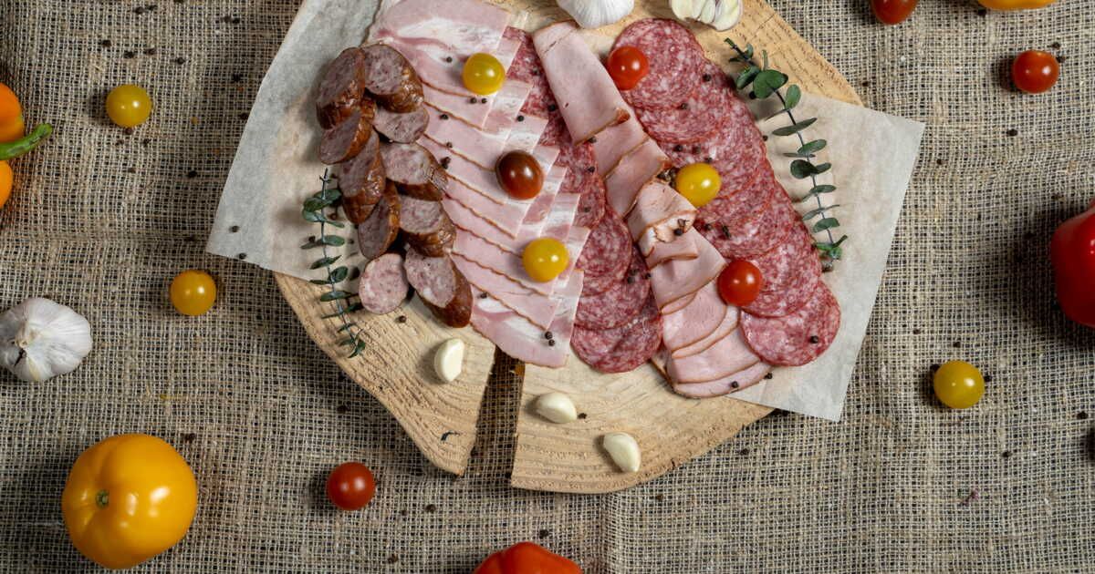 Les incontournables de la charcuterie pour une raclette réussie